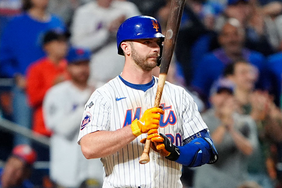 30歳で34HRも「ピークを過ぎている」 決まらぬ去就…巨漢大砲が直面した