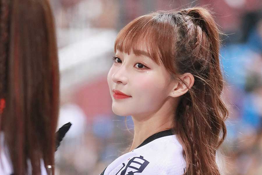 ボディくっきり衣装…WBCで