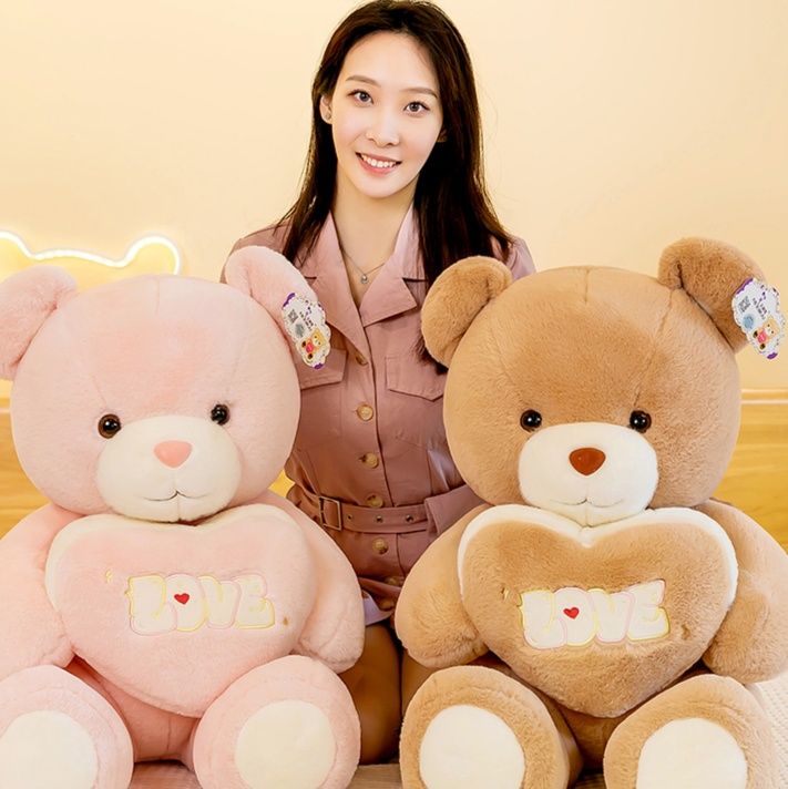 くまぬいぐるみ ハートを抱えた優しい夢見るくま くま 茶色(大)|くま