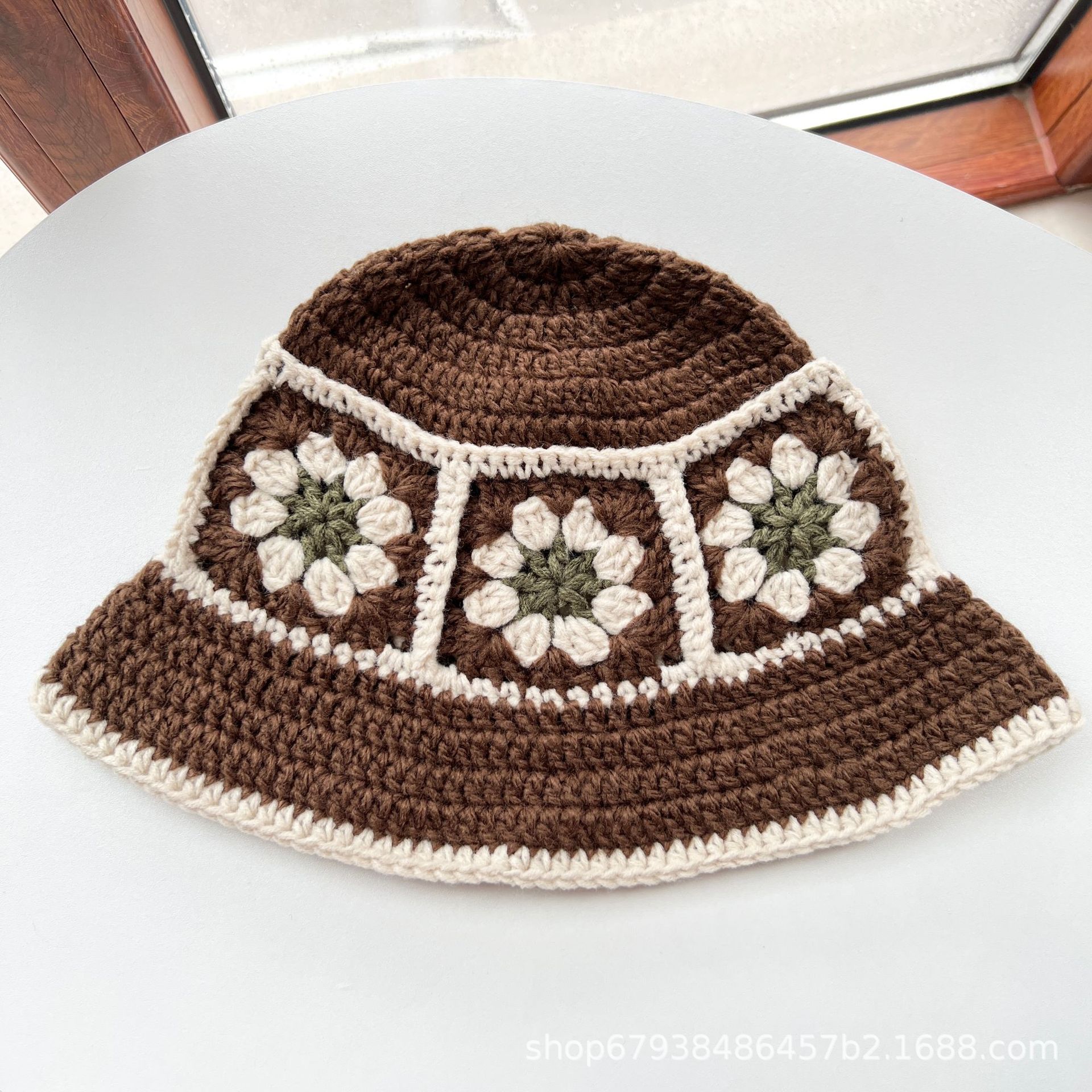 バケットハット 花モチーフ かぎ針編みのクロシェ 手編みバケット