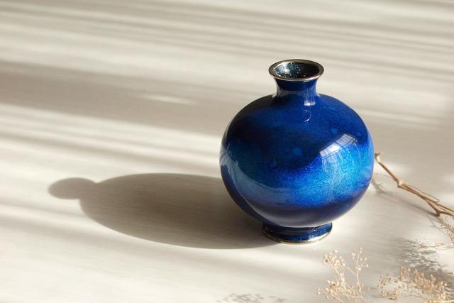 ☆色：宙（紺透け）☆【尾張七宝窯元 加藤七宝製作所】4.5寸玉形花瓶