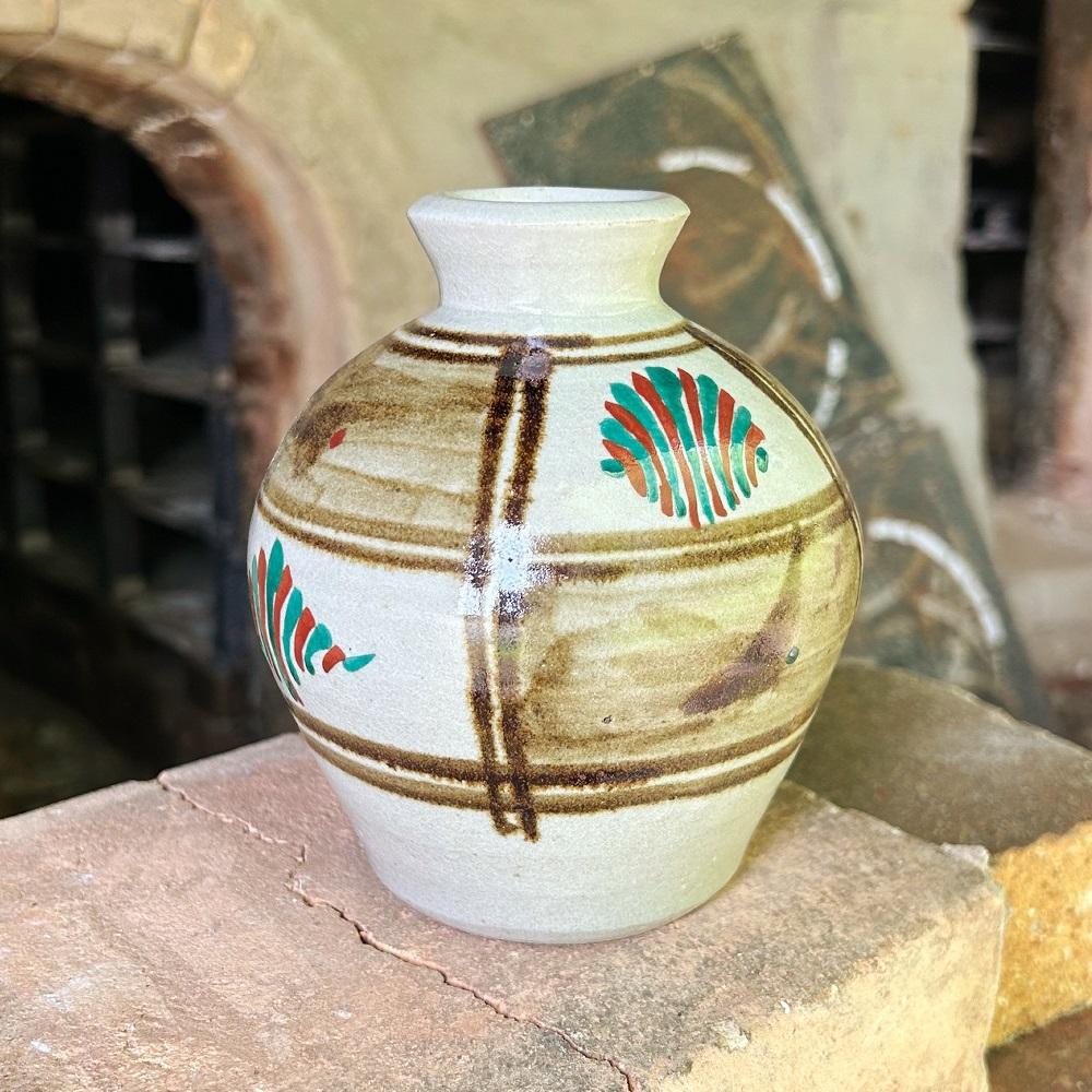 益子焼 濱田友緒作 地釉鉄砂赤絵花瓶 | 栃木県 伝統工芸品 美術品 1点