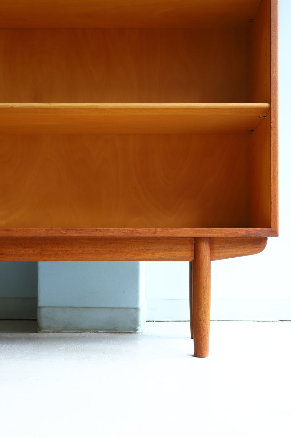 ボーエ・モーエンセン ブックケース 本棚 ソボーモブラー デンマーク