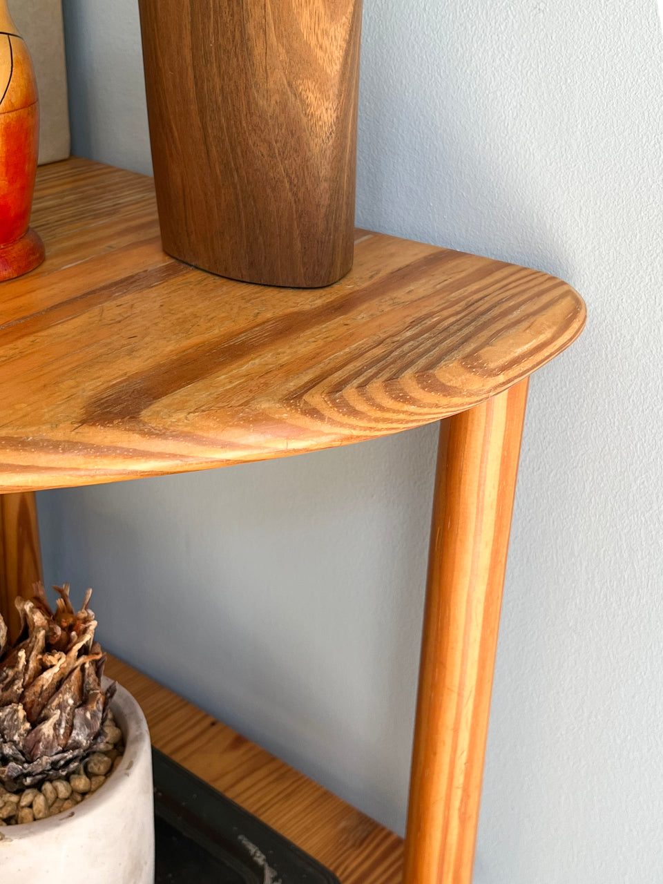 ジャパンヴィンテージ ナジコ パイン材 コーナーラック 昭和レトロ