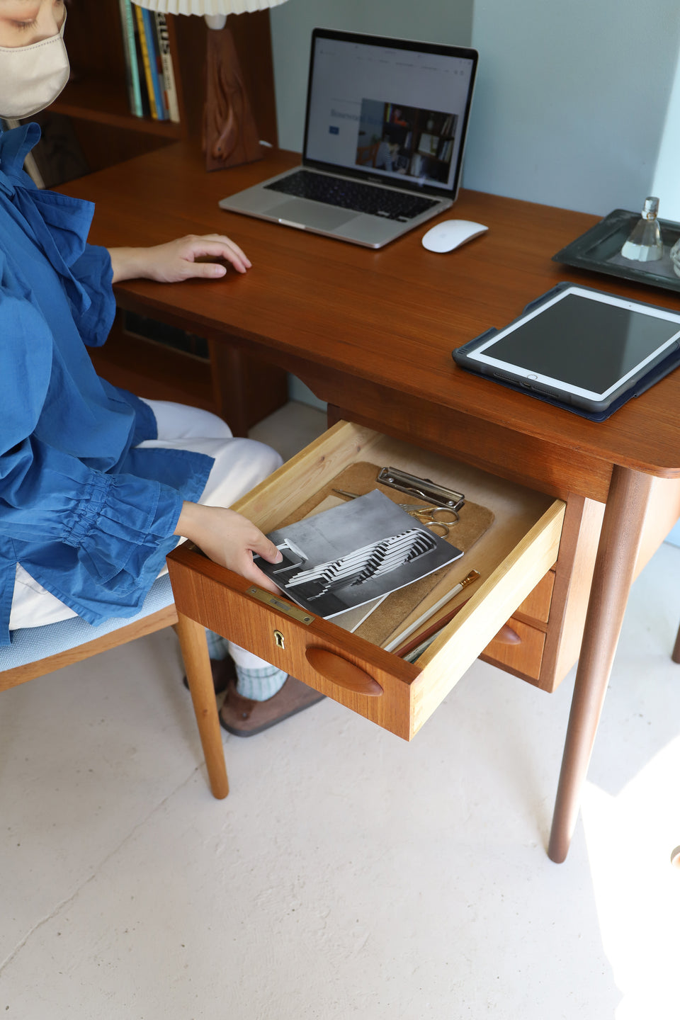 デンマークヴィンテージ デスク 片袖 机 チーク材 北欧家具/Danish