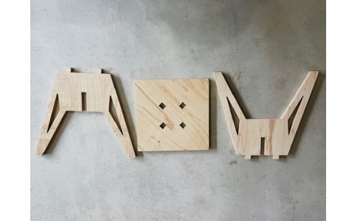 445. Plywood Small Table 組み立て式 合板 テーブル 机 DIY（岐阜県八