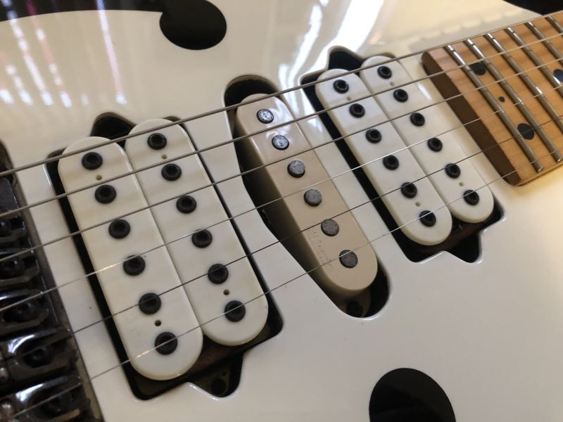 Ibanez / PGM300 / Paul Gilbert Signature Model 2003年製 Made in