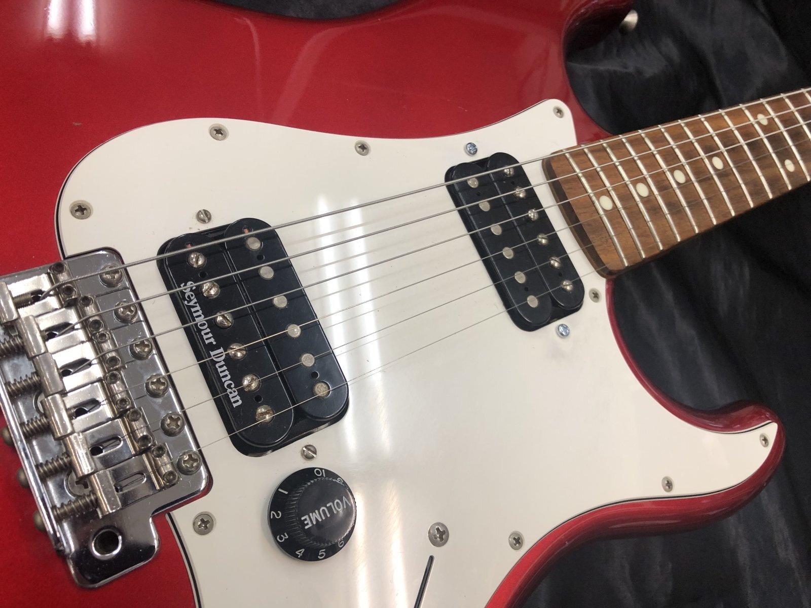 Fender Japan / ST-43 HM / Candy Apple Red ミディアムスケール