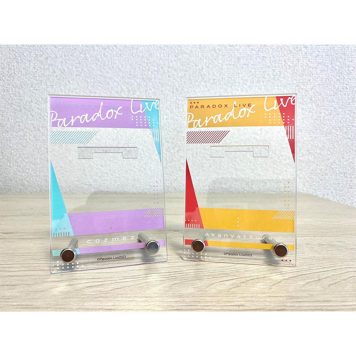 Paradox Live TRUST オフショット 缶バッジ＆缶バッジスタンドセット