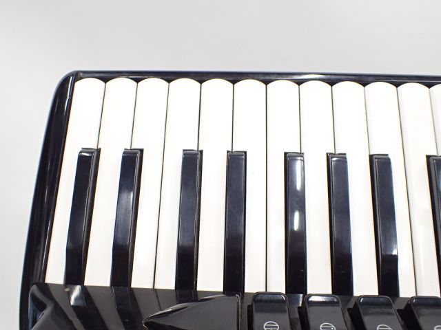 高額買取実施中!!】GUERRINI ゲリーニ 41鍵アコーディオン G-120D