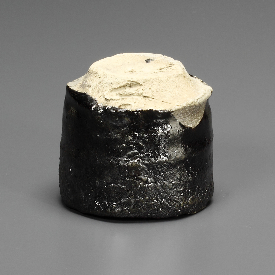 堀 一郎 瀬戸黒ぐい呑 (HIA0014 ) | ギャラリーラボ