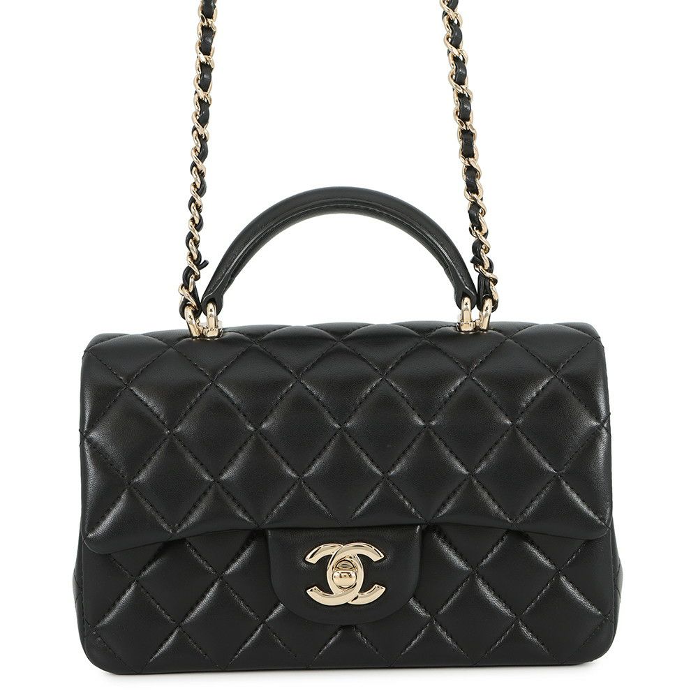 シャネル ノベルティ マトラッセ チェーンベルトバッグ 2023年イヤーズ