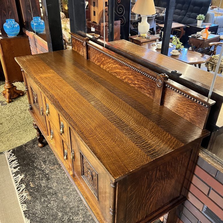 Lloyd's Antiques/ロイズ・アンティークス アンティーク サイドボード