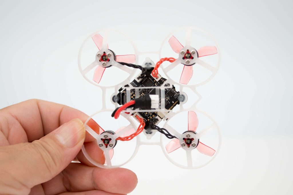 初心者向け：マイクロドローン（TinyWhoop）のプロペラ選び完全ガイド