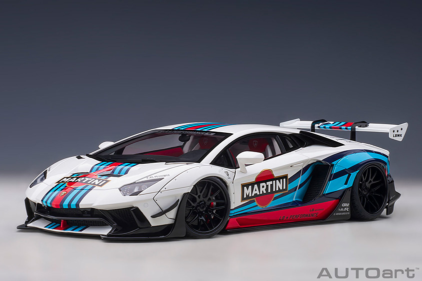 1/18スケール LB-WORKS アヴェンタドール リミテッドエディション