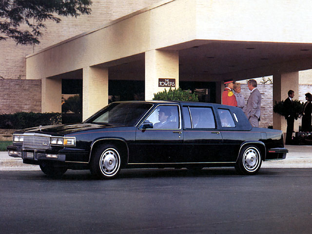 フリートウッド75リムジン(1985年1月～1987年1月)| トヨタ自動車の