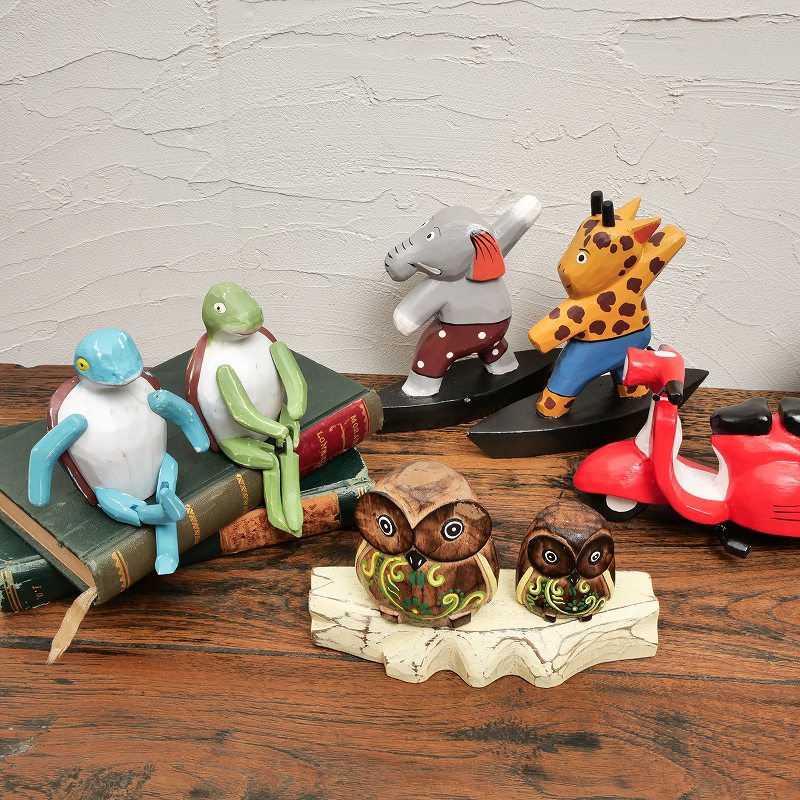 NEW インドネシア・木彫り置物 4種