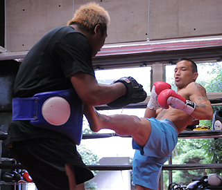 山本キッドさんファミリー直筆サイン2011年10月10日 げんき 10月号 (発売日2011年09月01日) | 雑誌/定期購読の予約はFujisan