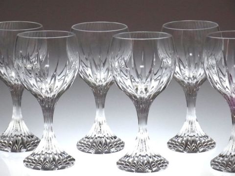 バカラのマッセナ、世界的な人気グラスとなったシリーズを徹底解説