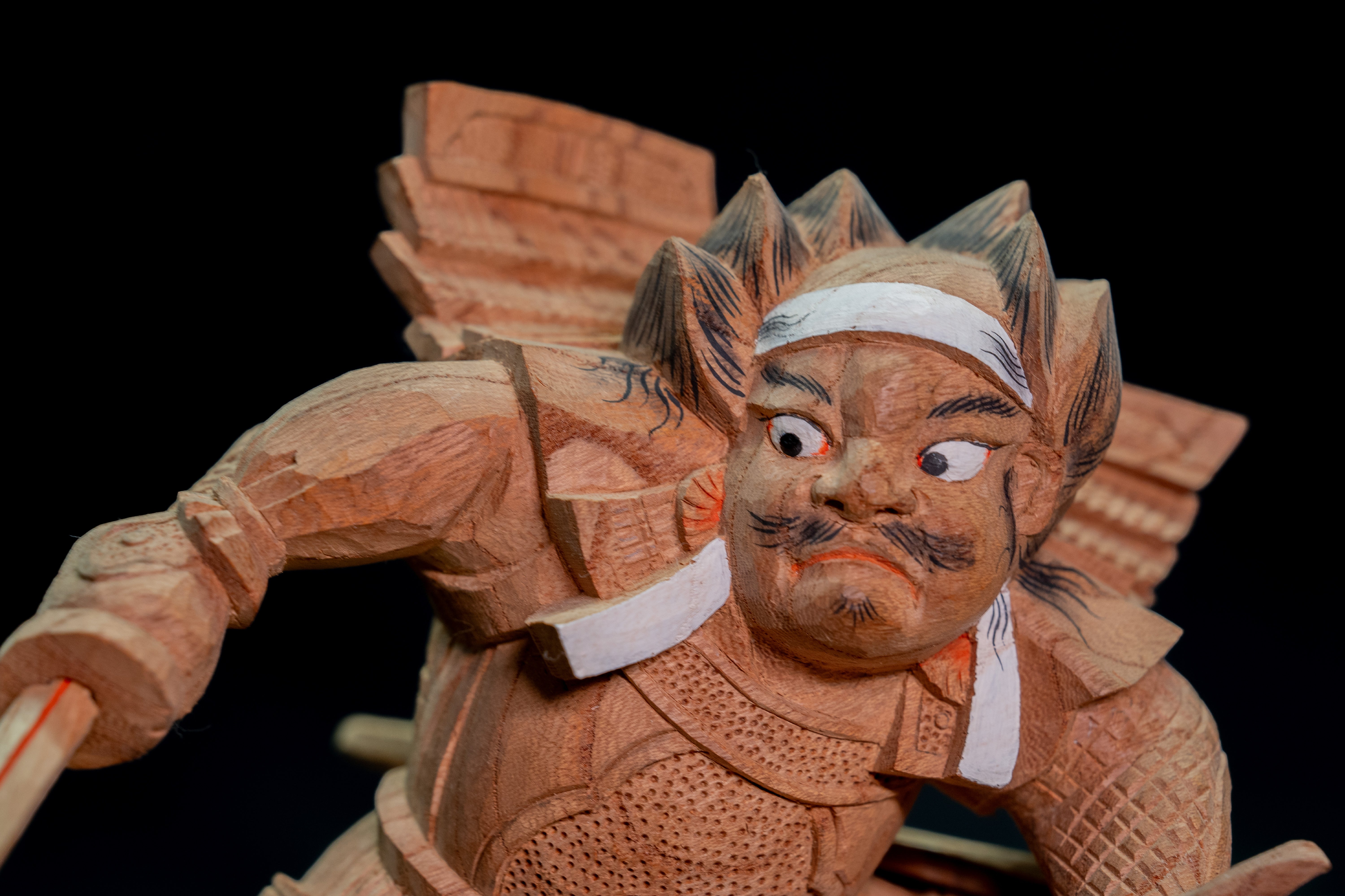 木彫 – 侍 / Wood Carving – The Samurai – 源右衛門