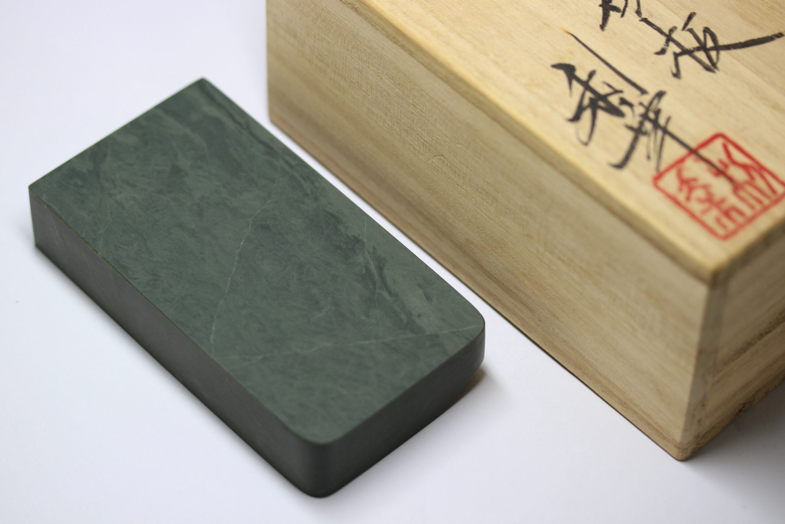 新古美術 玄清堂 | 厳選された美術品を世界遺産「石見銀山」がある島根