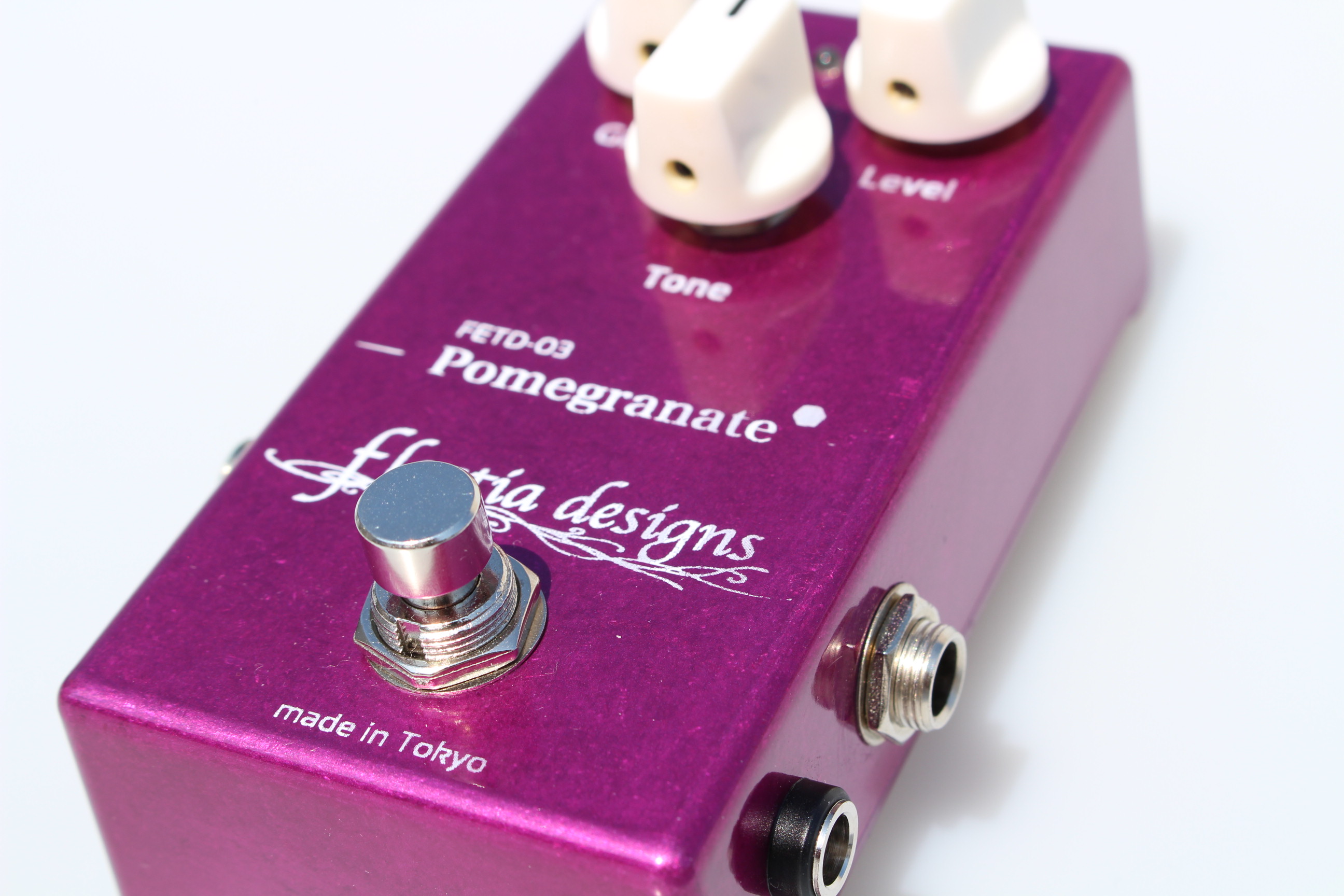 レビュー】ニューギターオーディオ Floatia Designs 高品位なFET回路を