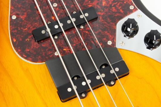 プロ愛用者多数のGIBでオーダーできるフィンガーランプとJBなどに