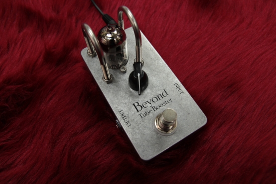 ベーシストこそ注目するべき真空管ブースター Beyond Tube Booster