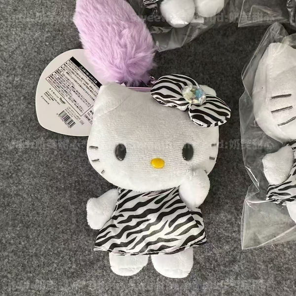 Qoo10] 【极速出荷/最安値】キティちゃん キーホ