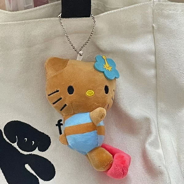 Qoo10] サンリオ 【极速出荷/最安値】キティちゃん キーホ