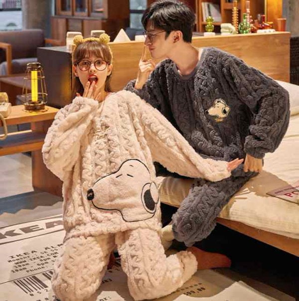 Qoo10] スヌーピー パジャマ 上下セット パジャ