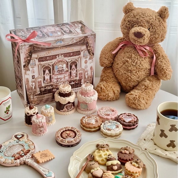 Qoo10] FLOWER KNOWS 【新シリーズ】スウィーティーベア コスメ