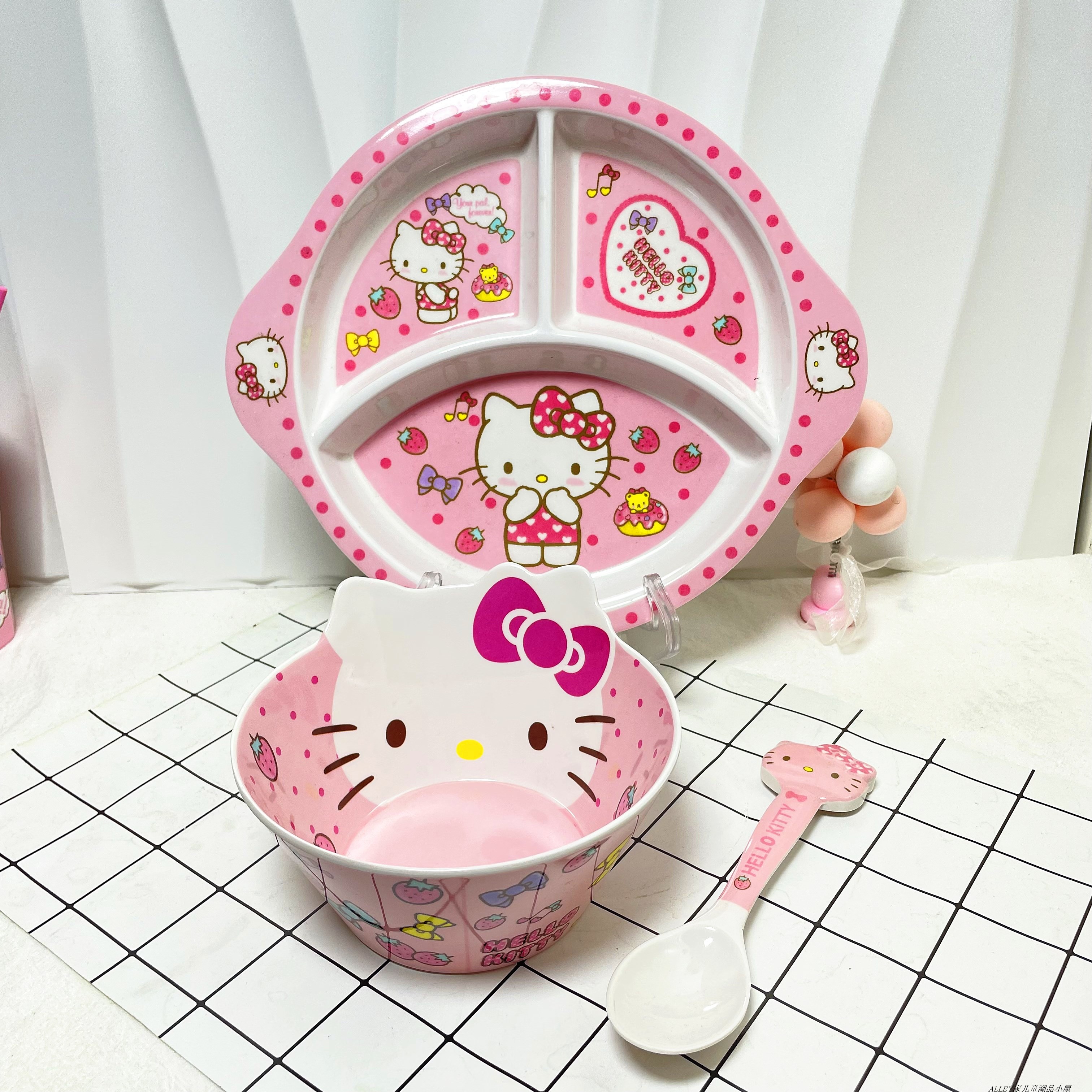 Qoo10] ハローキティ食器セットホームコンパートメ : キッチン用品