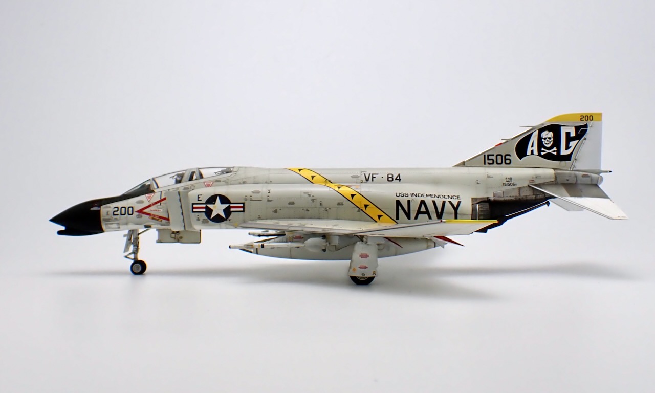 U.S. NAVY F-4B VF-84 “Jolly Rogers”｜God Dwells in Small Things