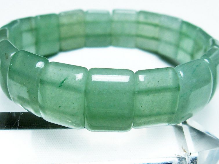 インド翡翠バングル[T379-3330]