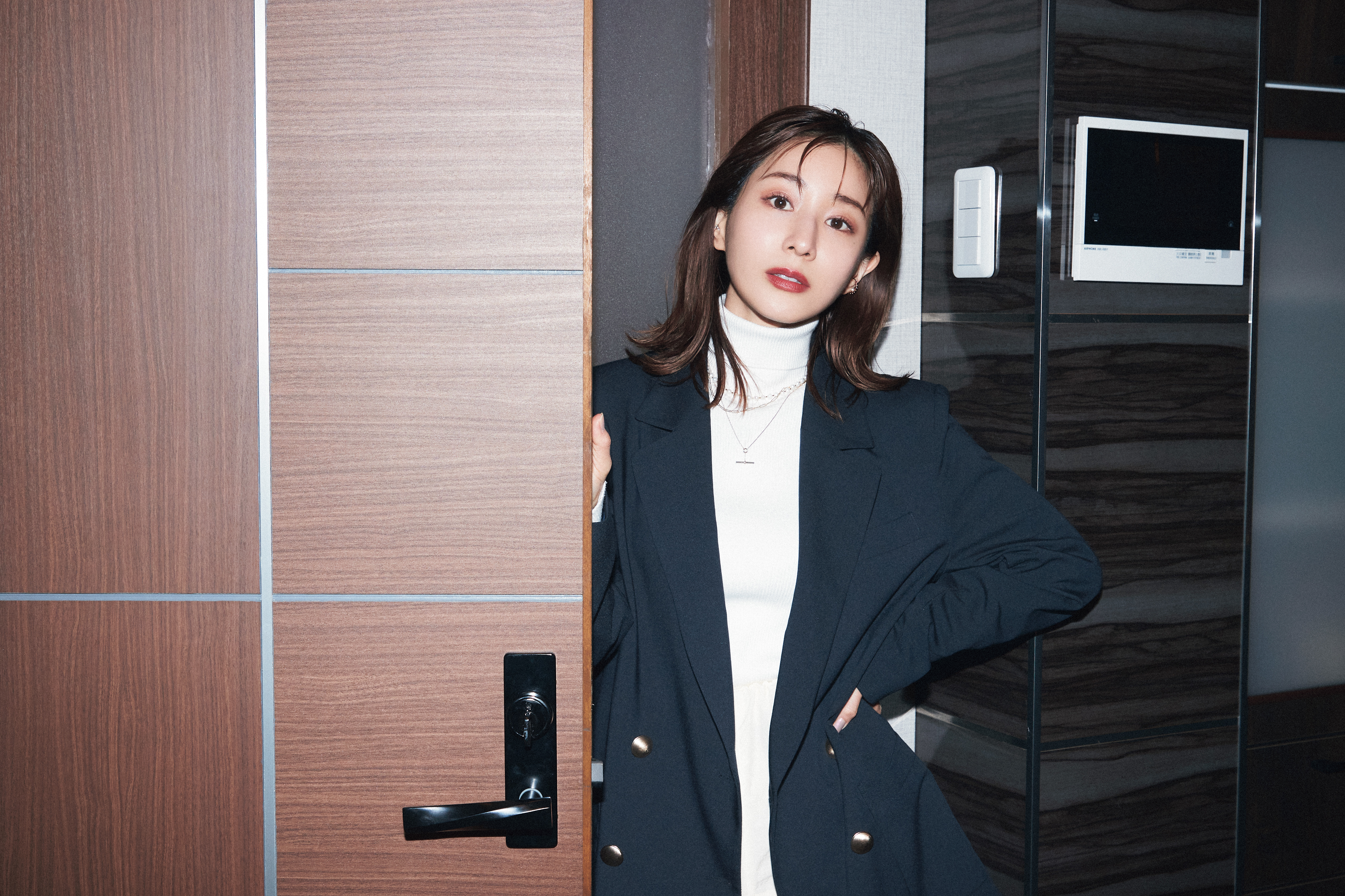 田中みな実×岩田剛典が本音トーク。ドラマ「あなたがしてくれなくても