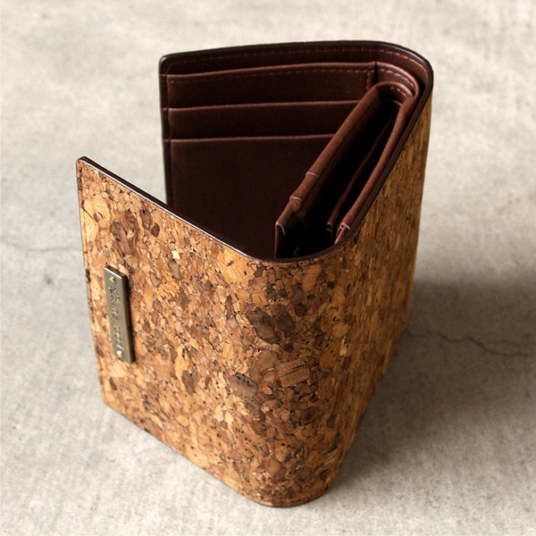 CONNIE Triple Wallet」コンパクトでも収納豊富な三つ折り財布/名入れ