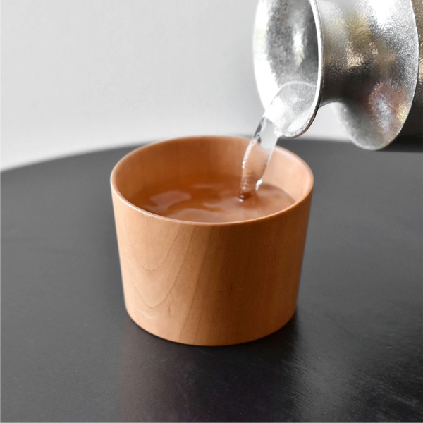 Hacoa×能作】「Sake Set」収納時の佇まいも美しい、錫の徳利と天然木の