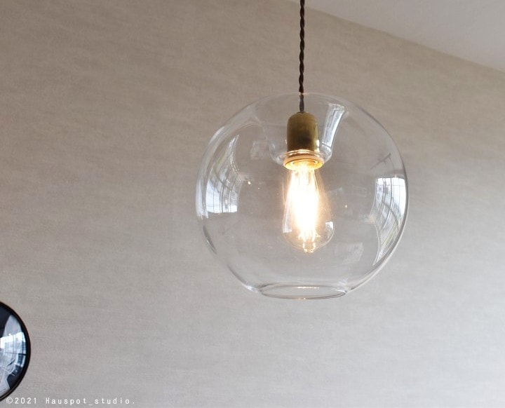 ビッグクリアガラスのボール型ペンダントライト｜Paul｜ソケット