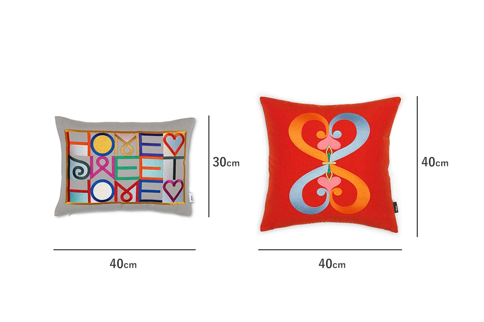 Embroidered Pillows（エンブロイダードピロー）/Vitra（ヴィトラ