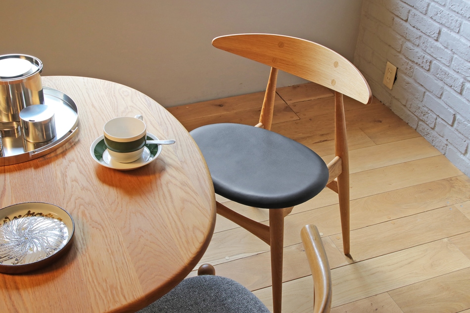 CH30P/Carl Hansen＆Søn（カールハンセン＆サン） / Hans J