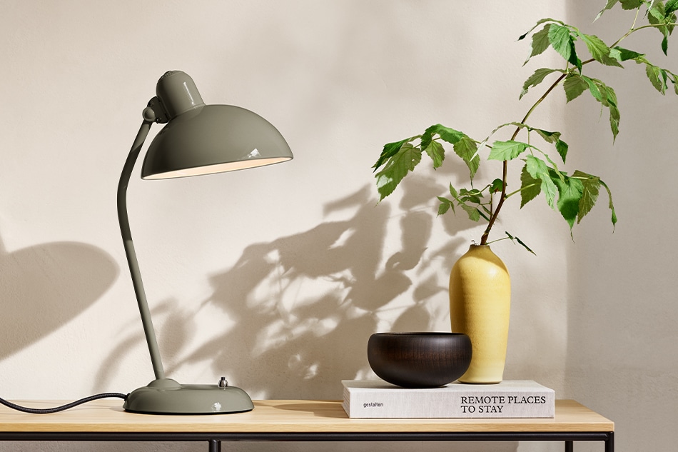 KAISER idell 6556-T (カイザー・イデル 6556-T)/ FRITZ HANSEN