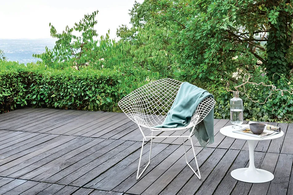 Bertoia Diamond Armchair（ベルトイア ダイヤモンド アームチェア