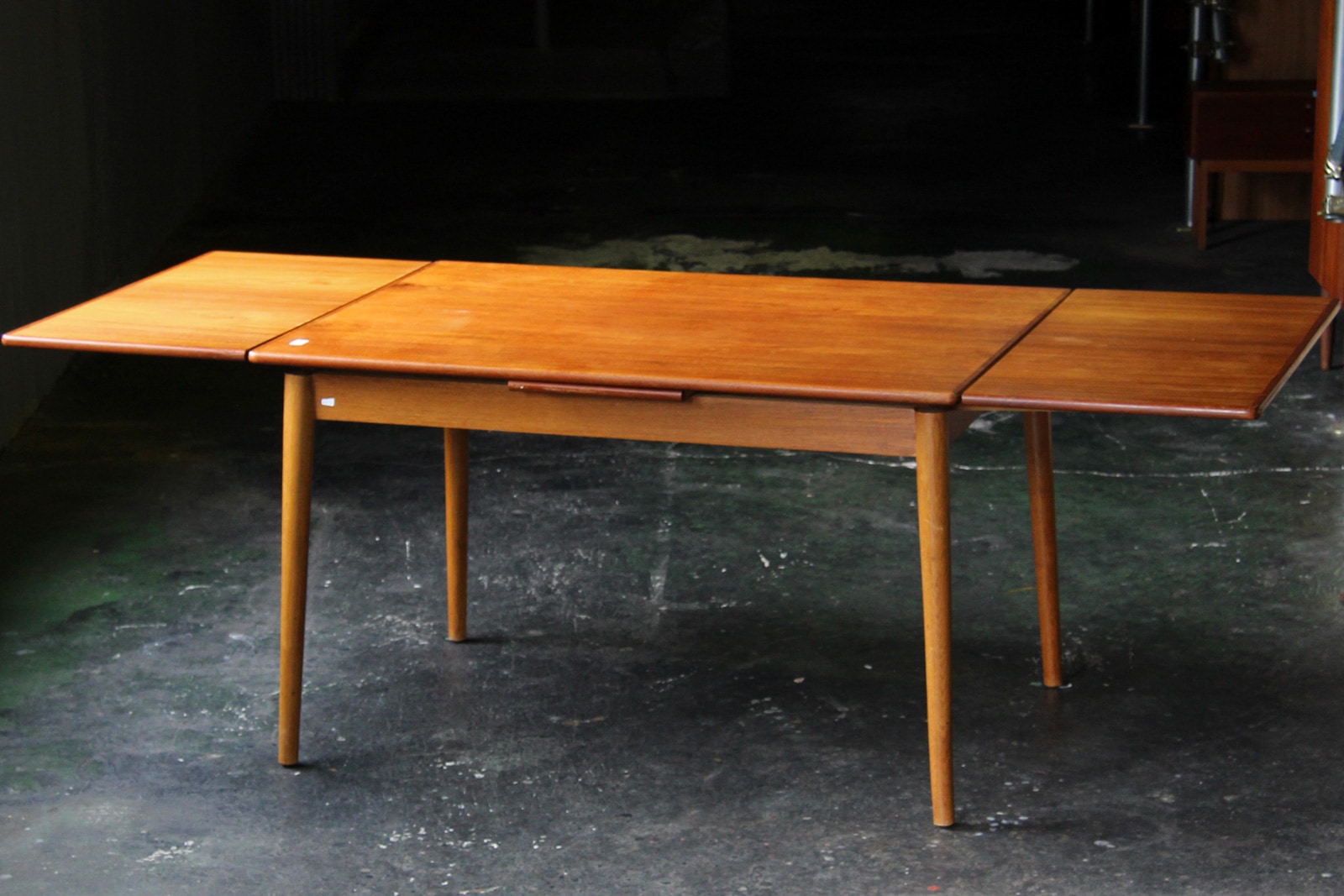 DK19-301 北欧 ミッドセンチュリー家具 ダイニングテーブル 124cm