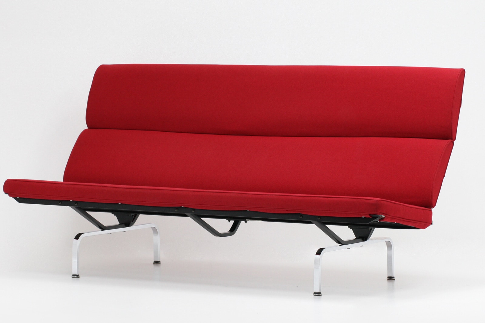 イームズ ソファ コンパクト 中古 ハーマンミラー | デザイナーズ家具