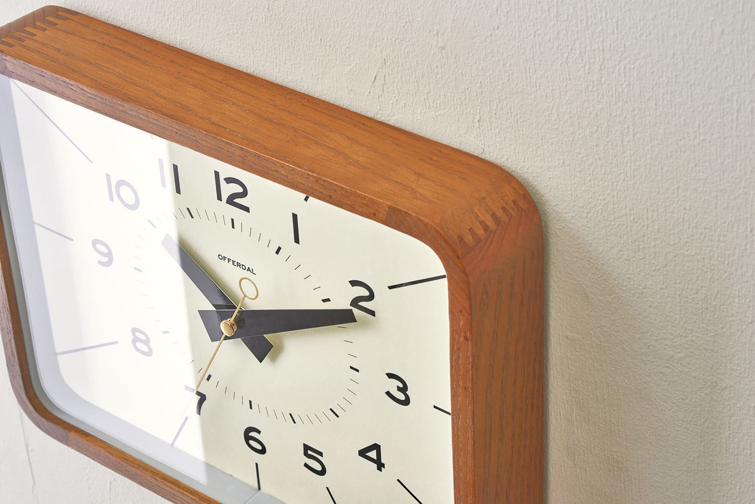 Holger ホルガー ウォールクロック | 掛け時計 | INTERFORM INC.ONLINE