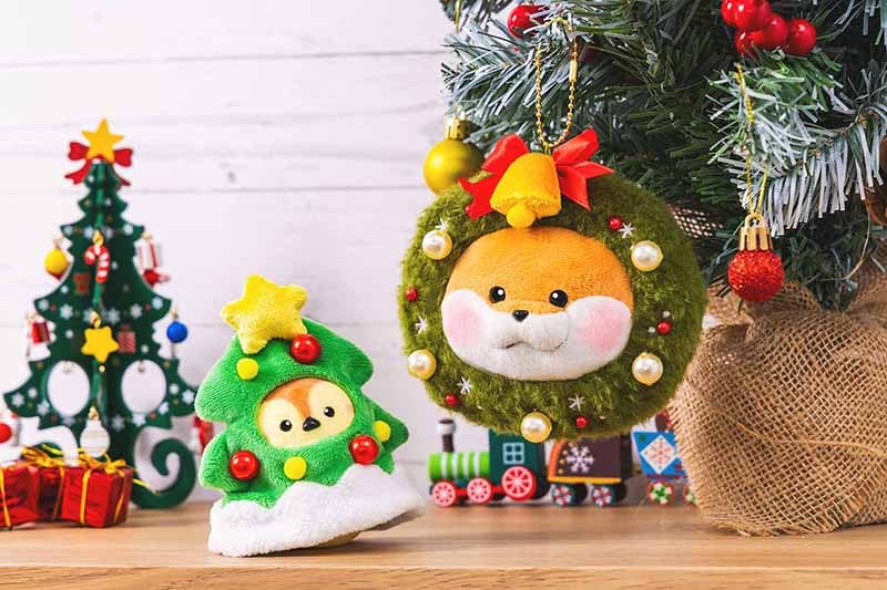 可愛い嘘のカワウソ クリスマスリースマスコット | 商品で探す