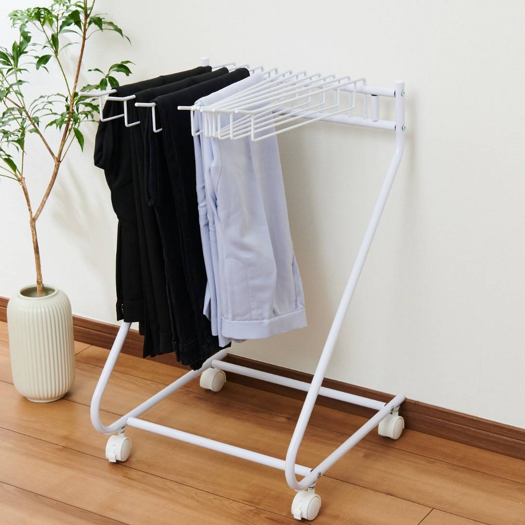 bws SELECTION】 スラックスハンガー 10本掛け ホワイト｜寝室