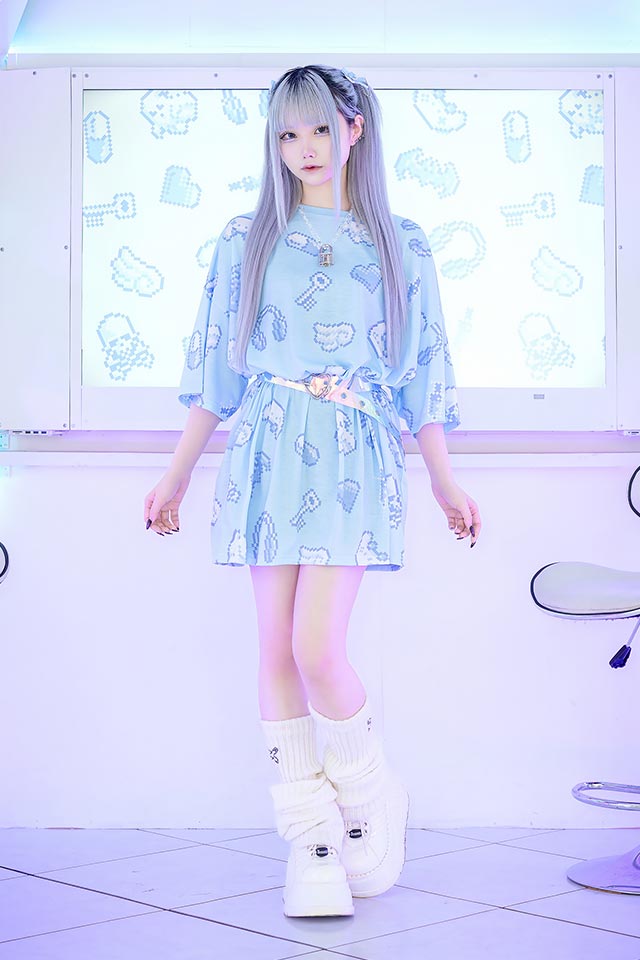 8bitフルグラフィックビッグTシャツ 【L.BLUE】｜LISTEN FLAVOR