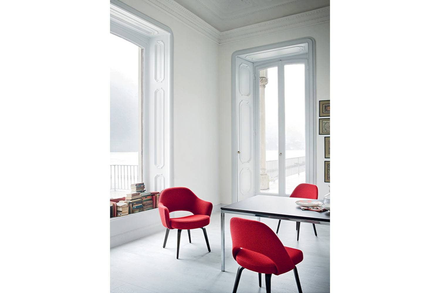 サーリネン コレクション カンファレンスチェア フォーレッグ アーム